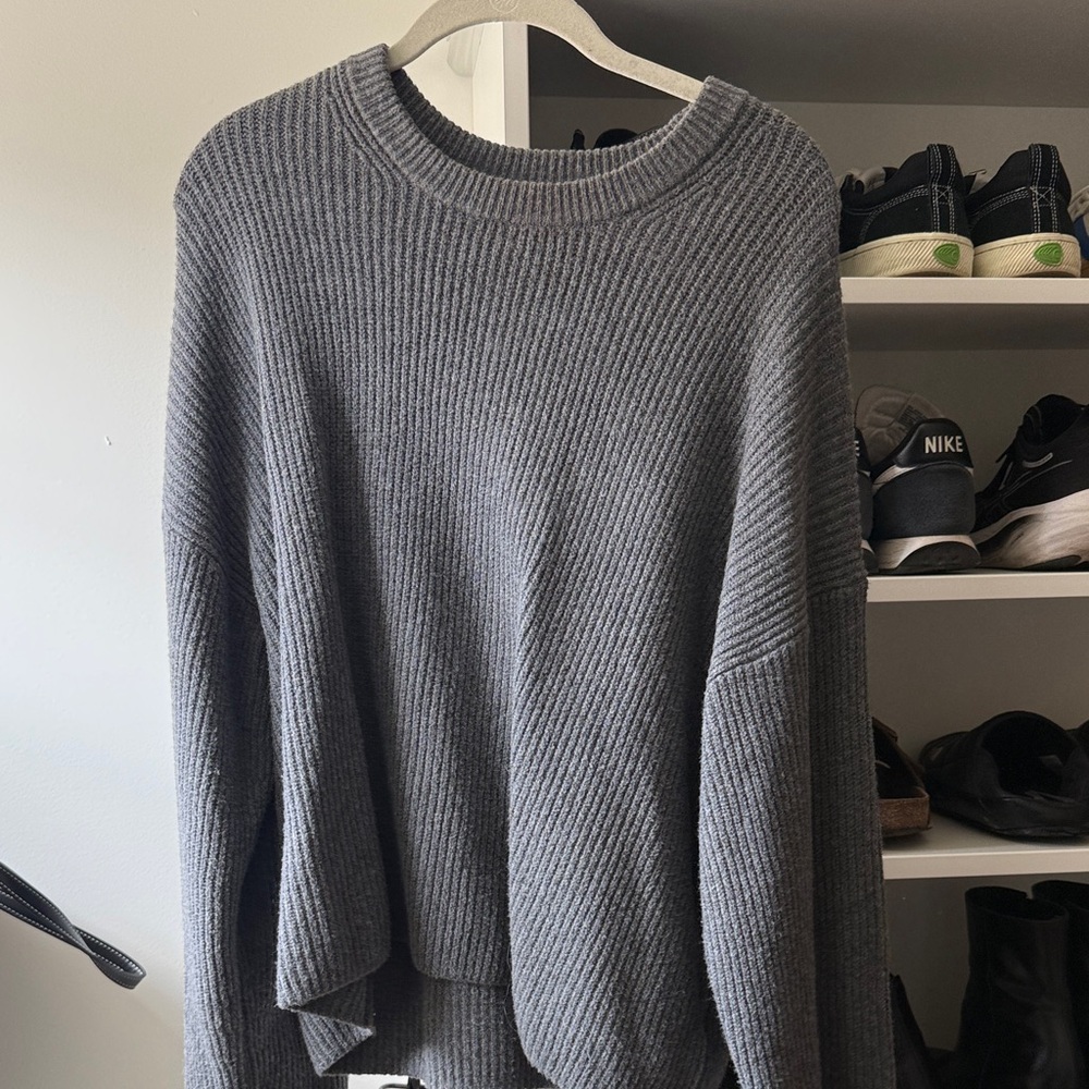 Gap Cashsoft Ribbed Crewneck in Charcoal